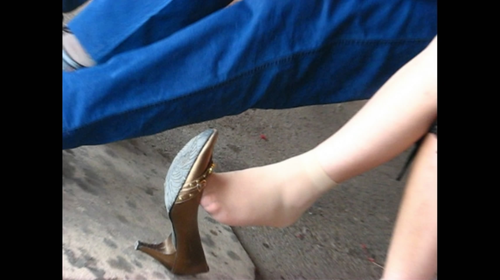 streetsnapdangl[00 00 37][20181128 231018 6]